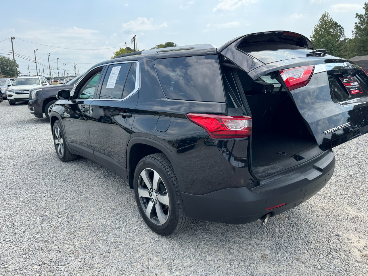 Chevrolet Traverse FWD 4dr LT Leather w/3LT 2018 Chevrolet Traverse FWD 4dr LT Leather w/3LT 2018