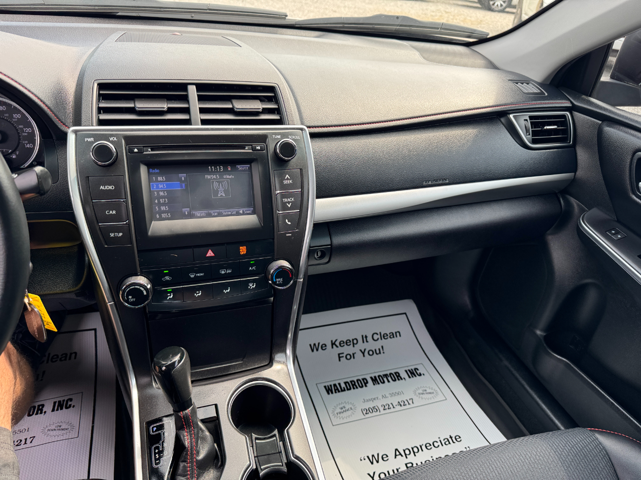 Toyota Camry SE Auto (Natl) 2017 Toyota Camry SE Auto (Natl) 2017