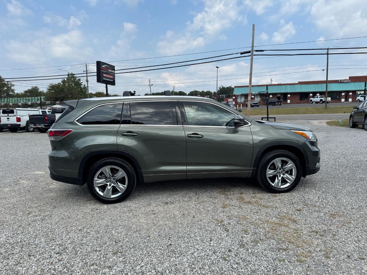 Toyota Highlander FWD 4dr V6 Limited (Natl) 2016