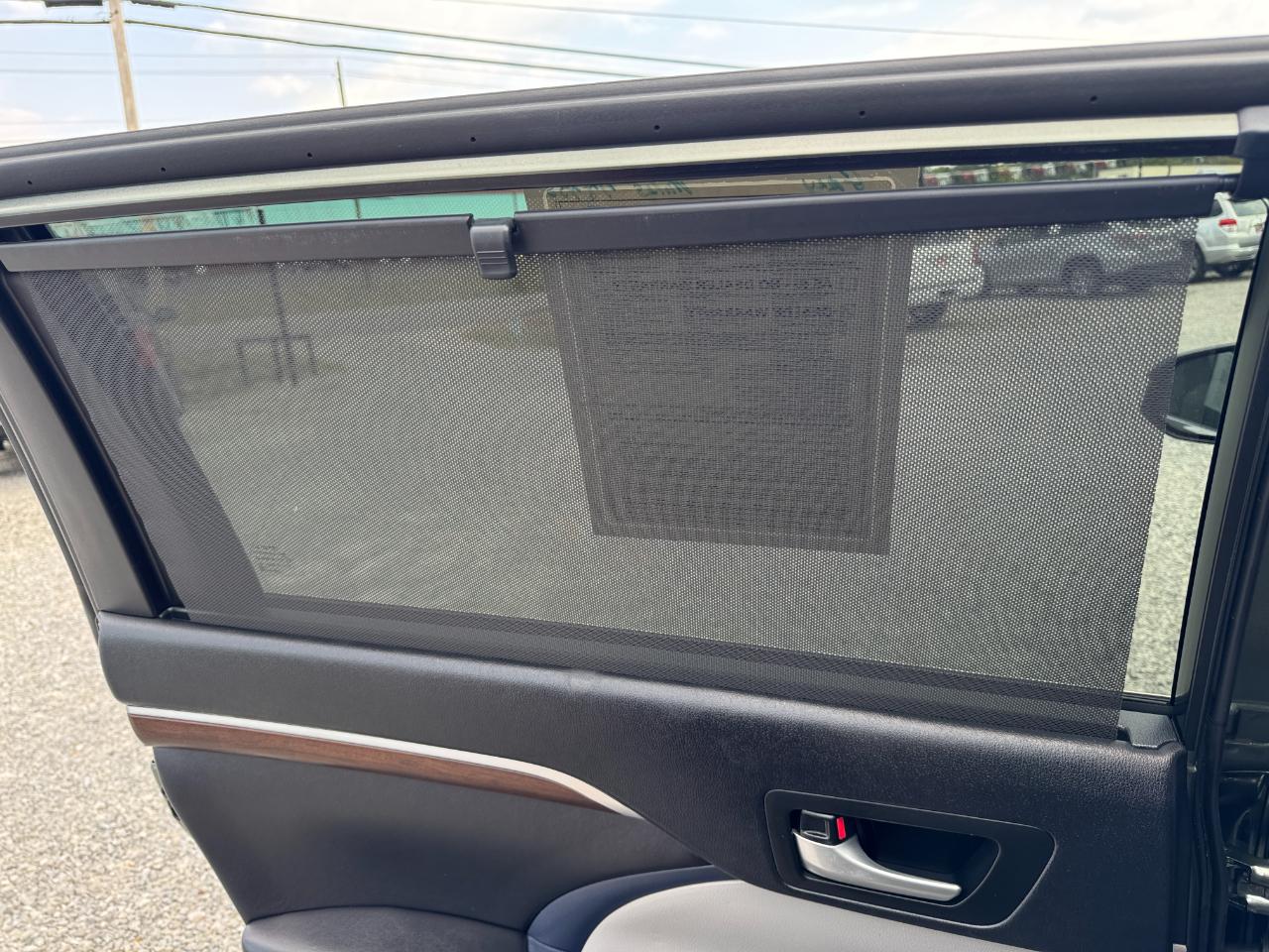 Toyota Highlander FWD 4dr V6 Limited (Natl) 2016