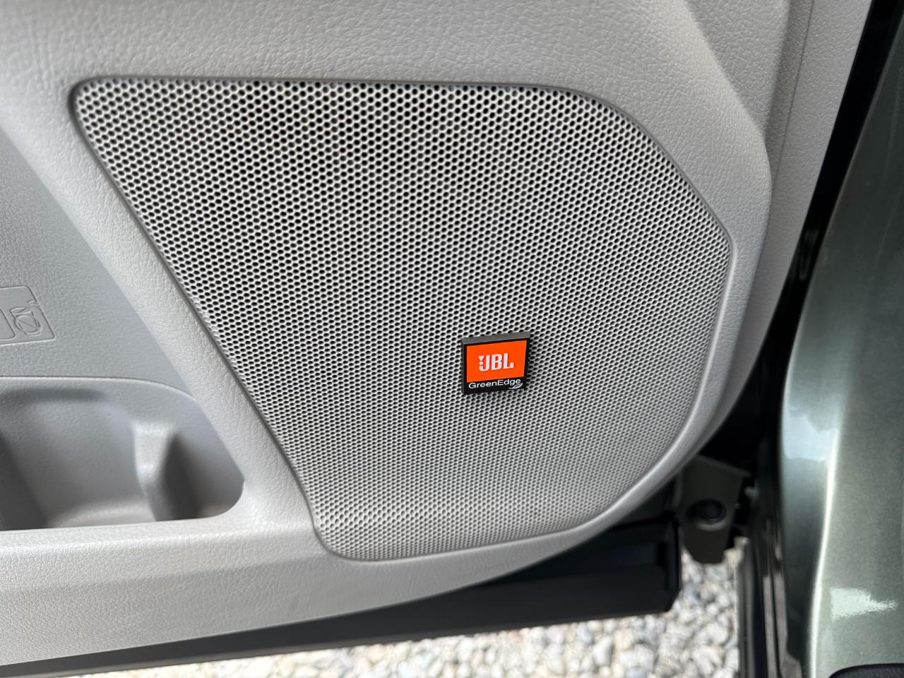 Toyota Highlander FWD 4dr V6 Limited (Natl) 2016