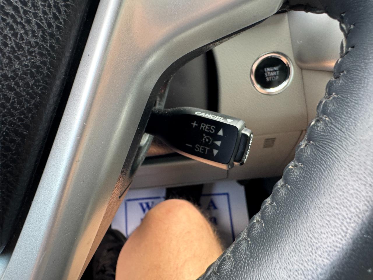 Toyota Highlander FWD 4dr V6 Limited (Natl) 2016