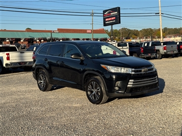 2018 Toyota Highlander LE V6 FWD (Natl)
