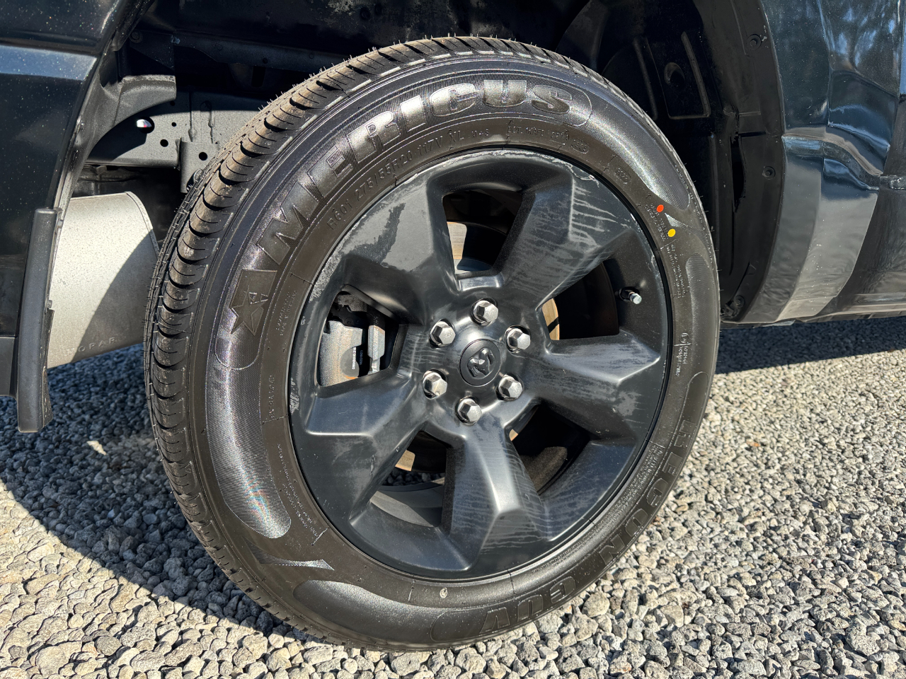 RAM 1500 Big Horn/Lone Star 4x4 Crew Cab 5'7" Box 2019