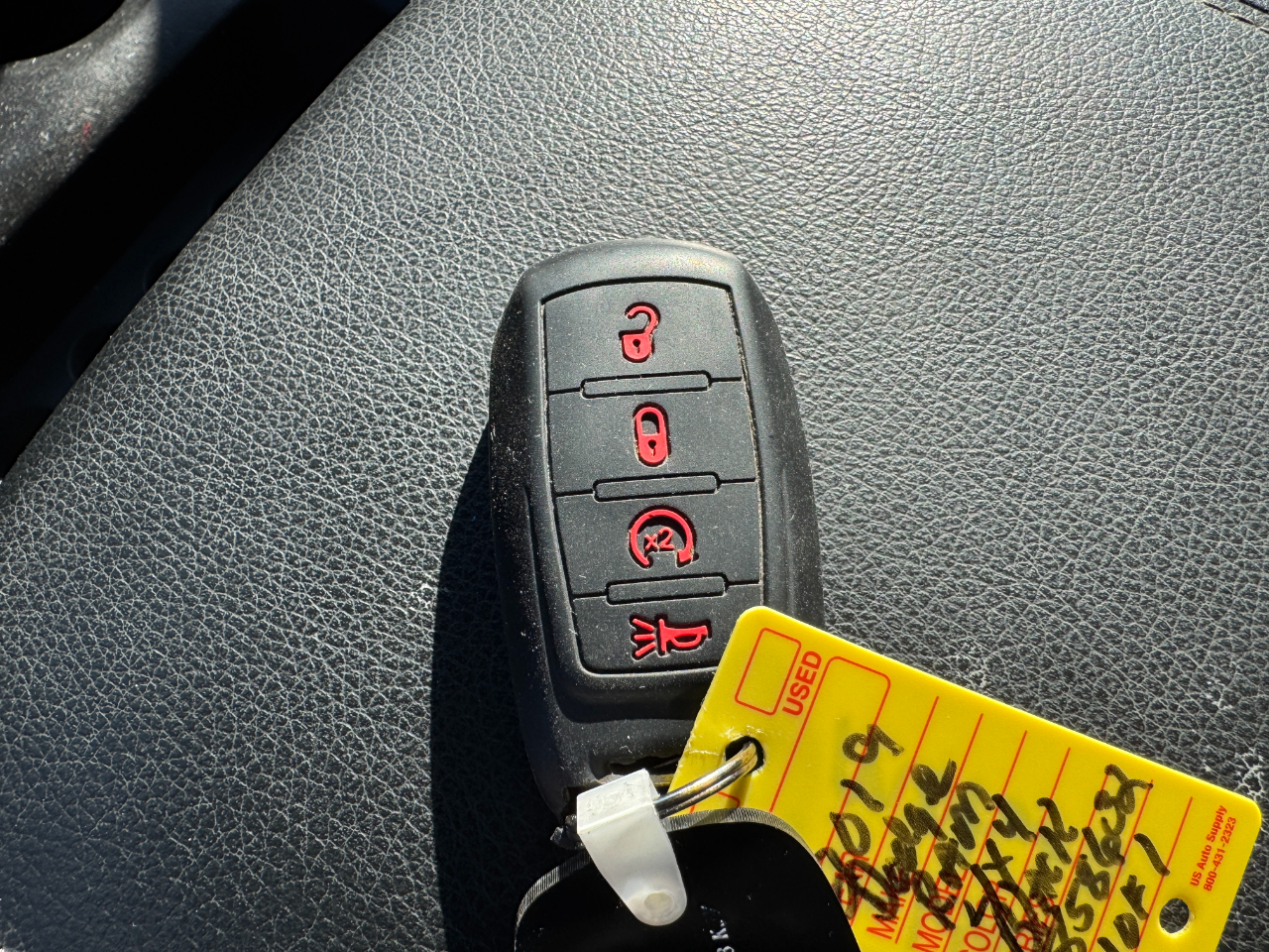 RAM 1500 Big Horn/Lone Star 4x4 Crew Cab 5'7" Box 2019