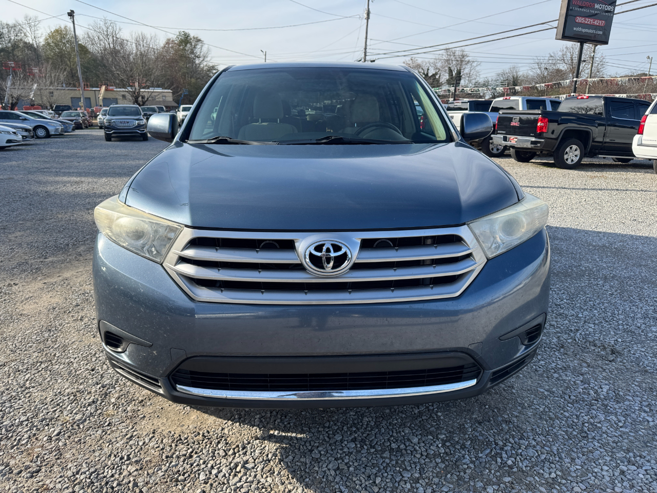 Toyota Highlander FWD 4dr I4 (Natl) 2013