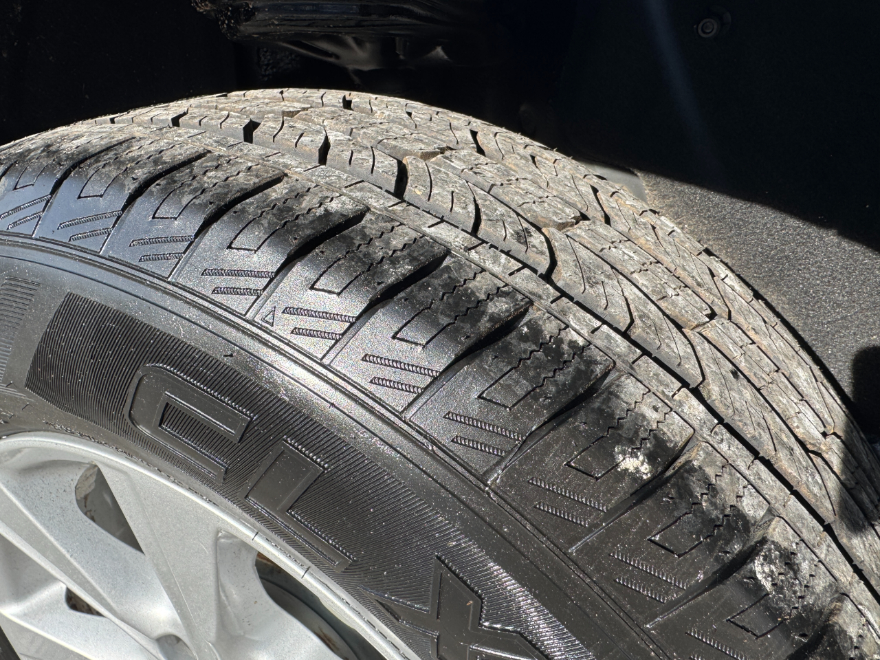 Toyota Highlander FWD 4dr I4 (Natl) 2013