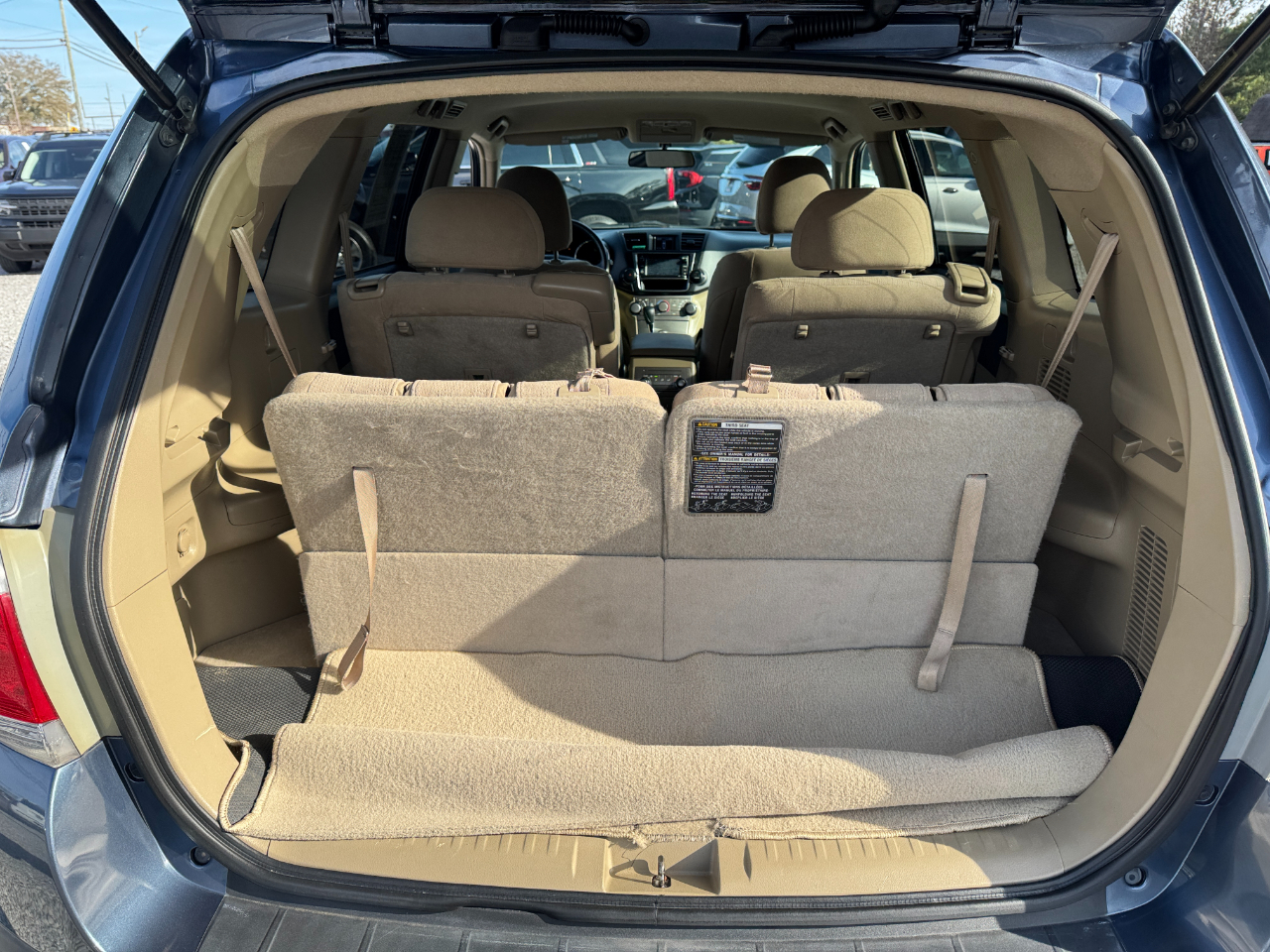 Toyota Highlander FWD 4dr I4 (Natl) 2013