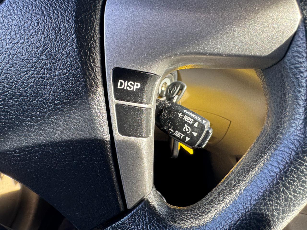 Toyota Highlander FWD 4dr I4 (Natl) 2013