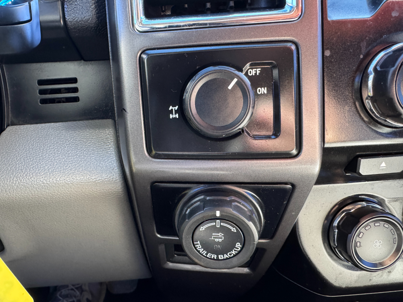 Ford F-150 2WD SuperCrew 157" XLT 2016