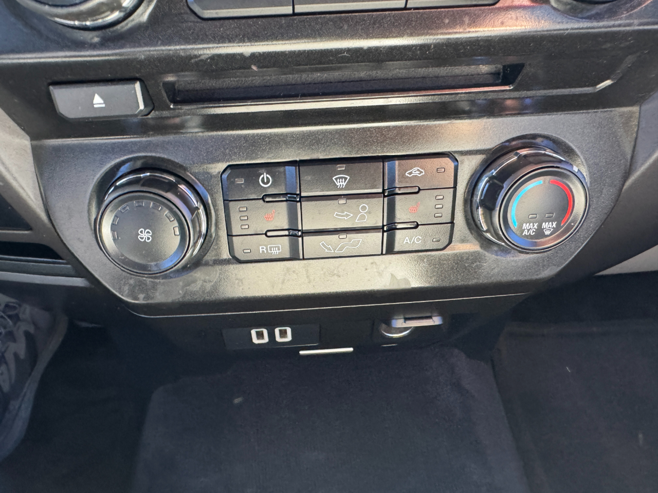 Ford F-150 2WD SuperCrew 157" XLT 2016