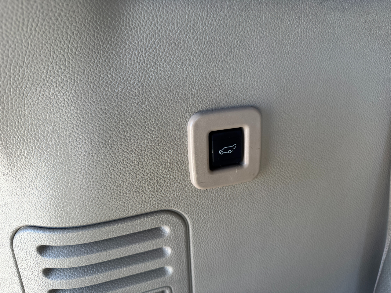 Ford Expedition 2WD 4dr Limited 2011