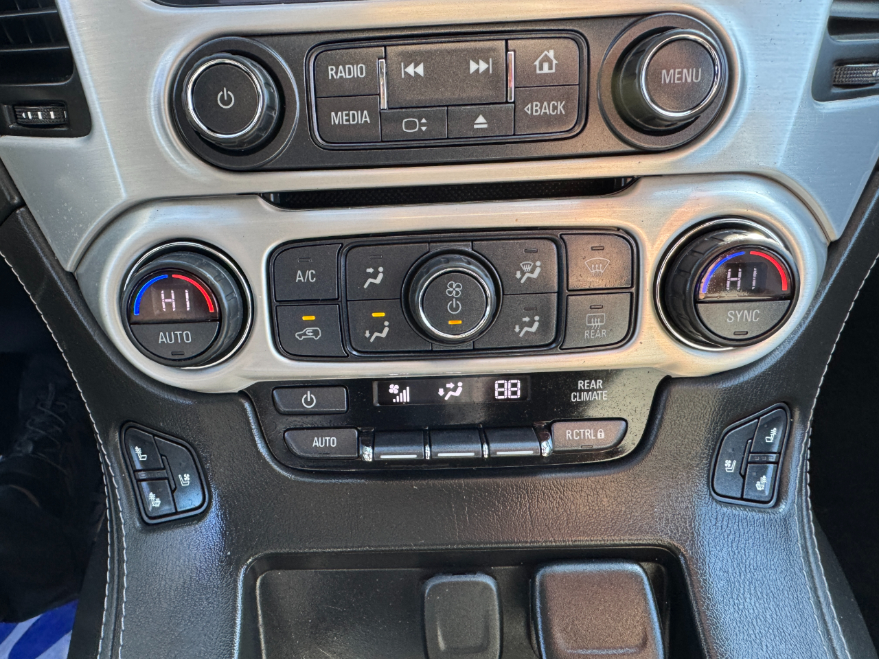 GMC Yukon XL 2WD 4dr SLT 2018