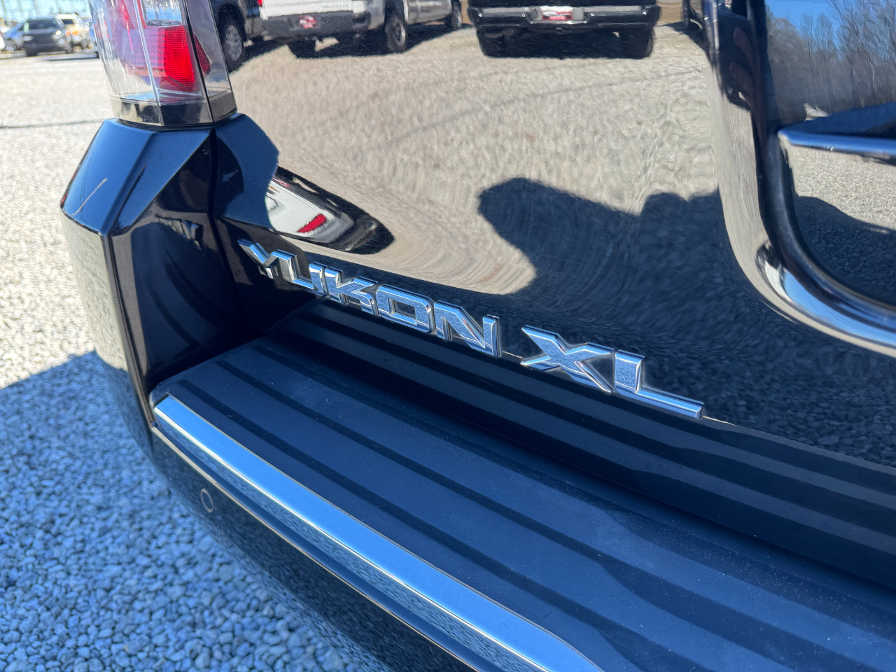 GMC Yukon XL 4WD 4dr Denali 2016