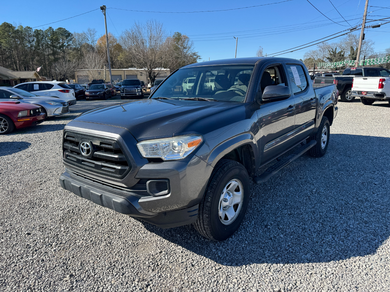 Toyota Tacoma SR Double Cab 5' Bed I4 4x2 AT (Natl) 2017