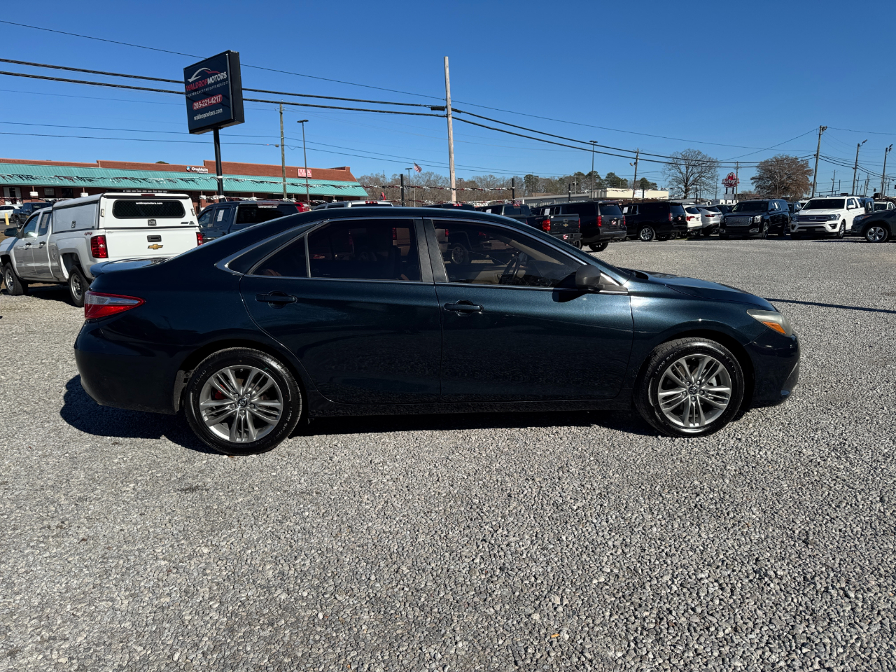 Toyota Camry 4dr Sdn I4 Auto SE (Natl) 2016