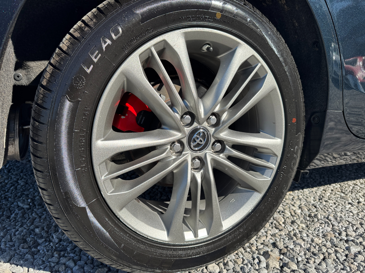 Toyota Camry 4dr Sdn I4 Auto SE (Natl) 2016