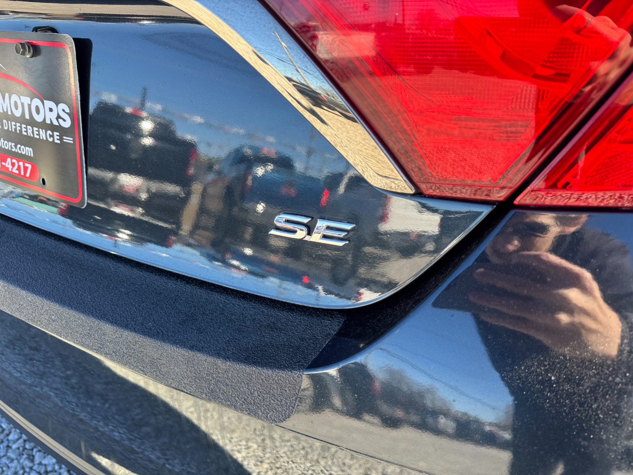 Toyota Camry 4dr Sdn I4 Auto SE (Natl) 2016