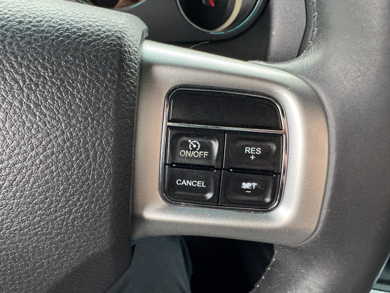 Dodge Challenger 2dr Cpe R/T 2014