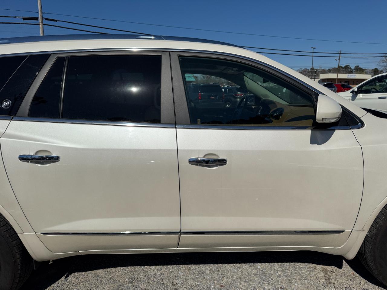 Buick Enclave FWD 4dr Leather 2013
