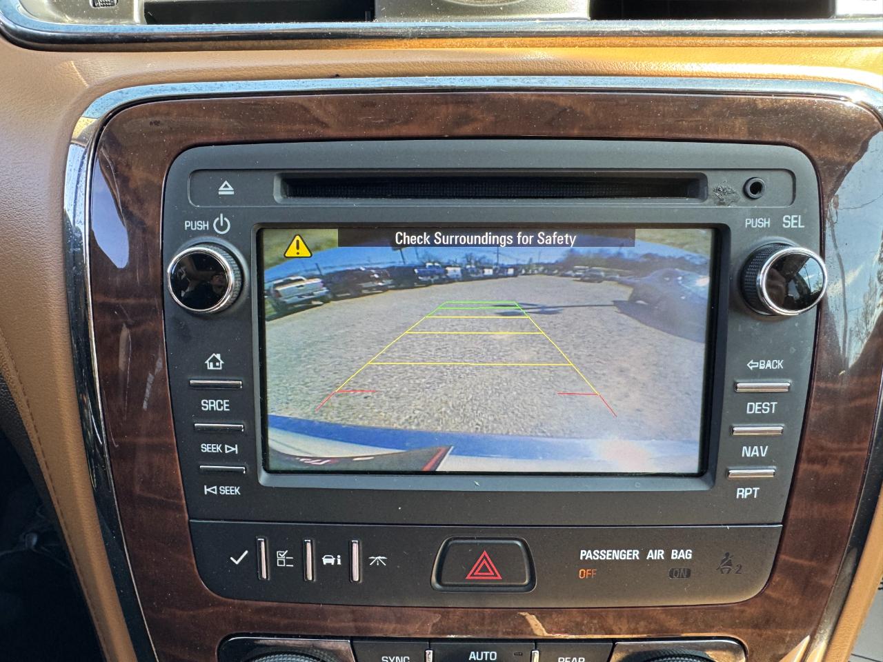 Buick Enclave FWD 4dr Leather 2013