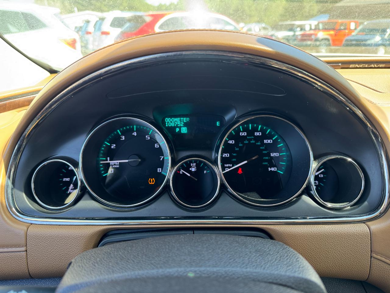 Buick Enclave FWD 4dr Leather 2013