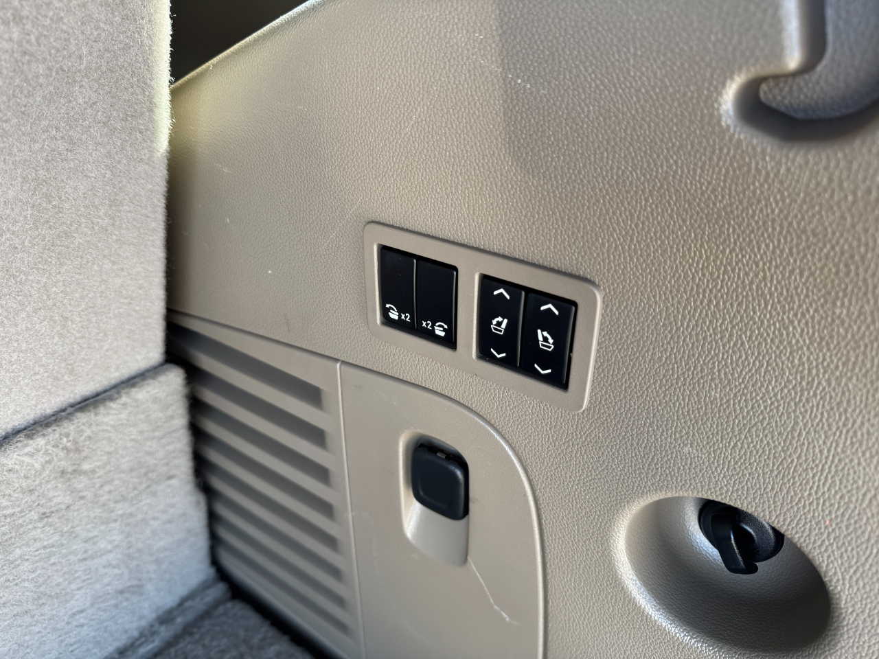 Chevrolet Tahoe 2WD 4dr Premier 2017