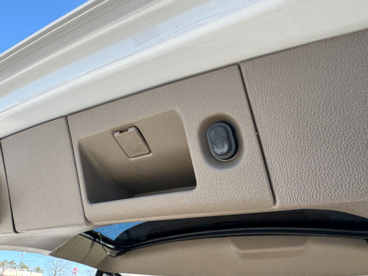 Chevrolet Tahoe 2WD 4dr Premier 2017