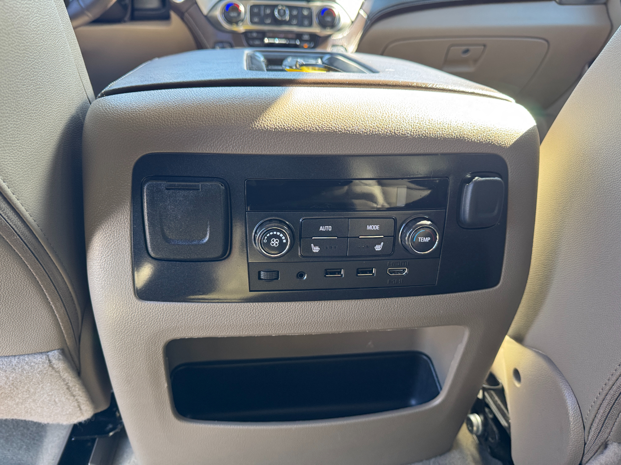 Chevrolet Tahoe 2WD 4dr Premier 2017