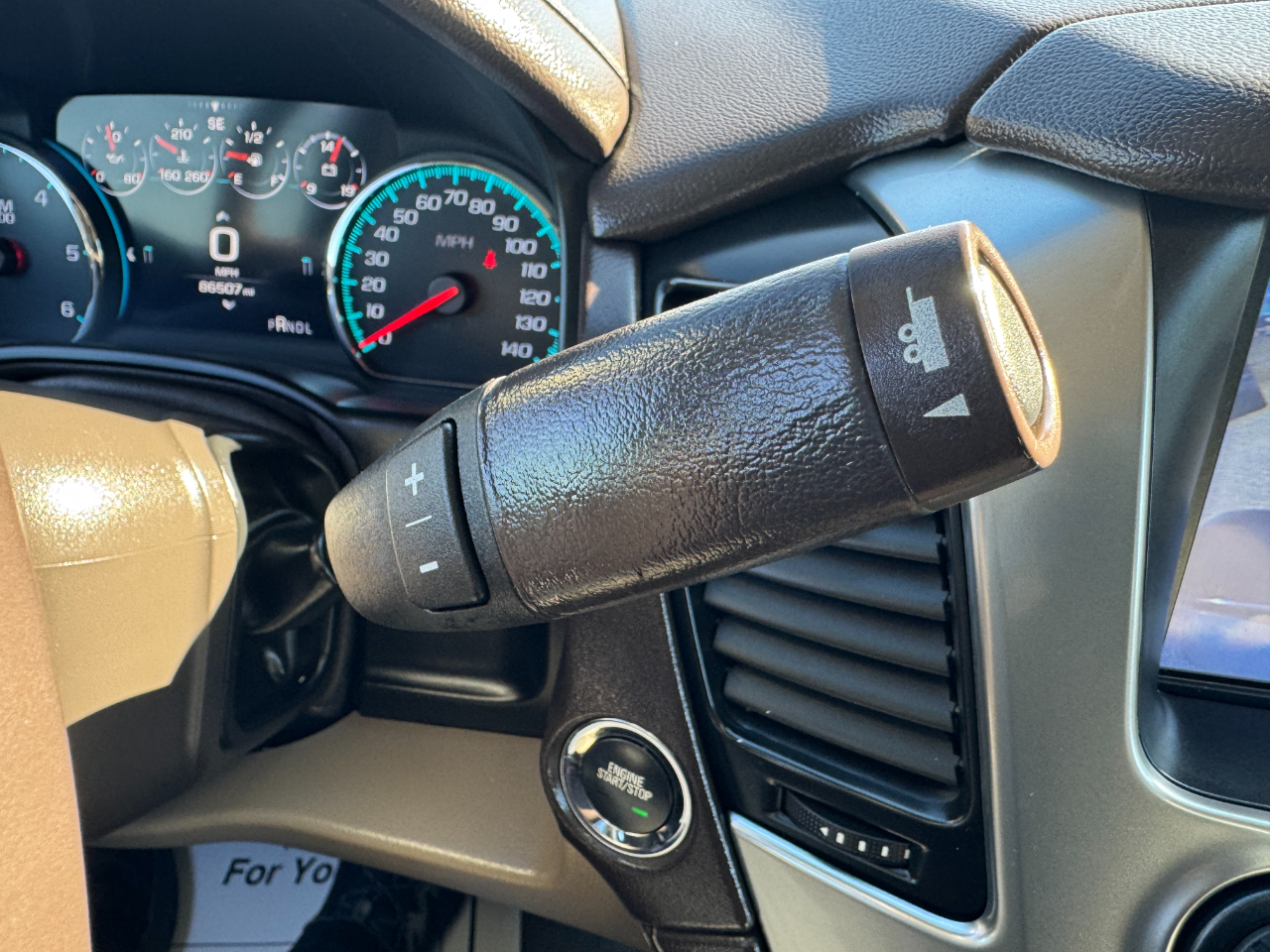 Chevrolet Tahoe 2WD 4dr Premier 2017