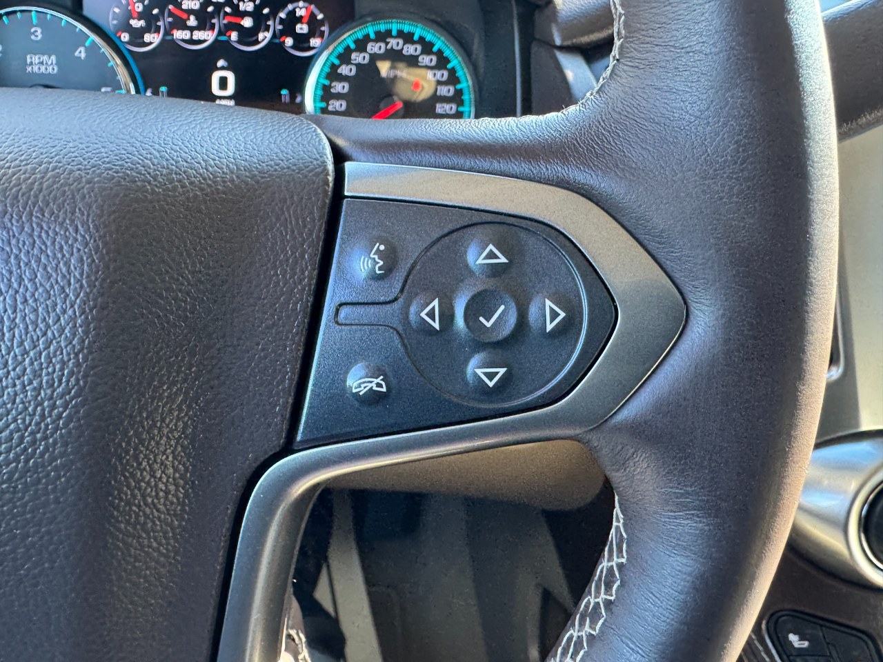 Chevrolet Tahoe 2WD 4dr Premier 2017