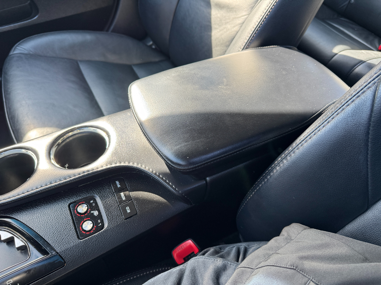 Toyota Avalon 4dr Sdn XLE Touring (Natl) 2014