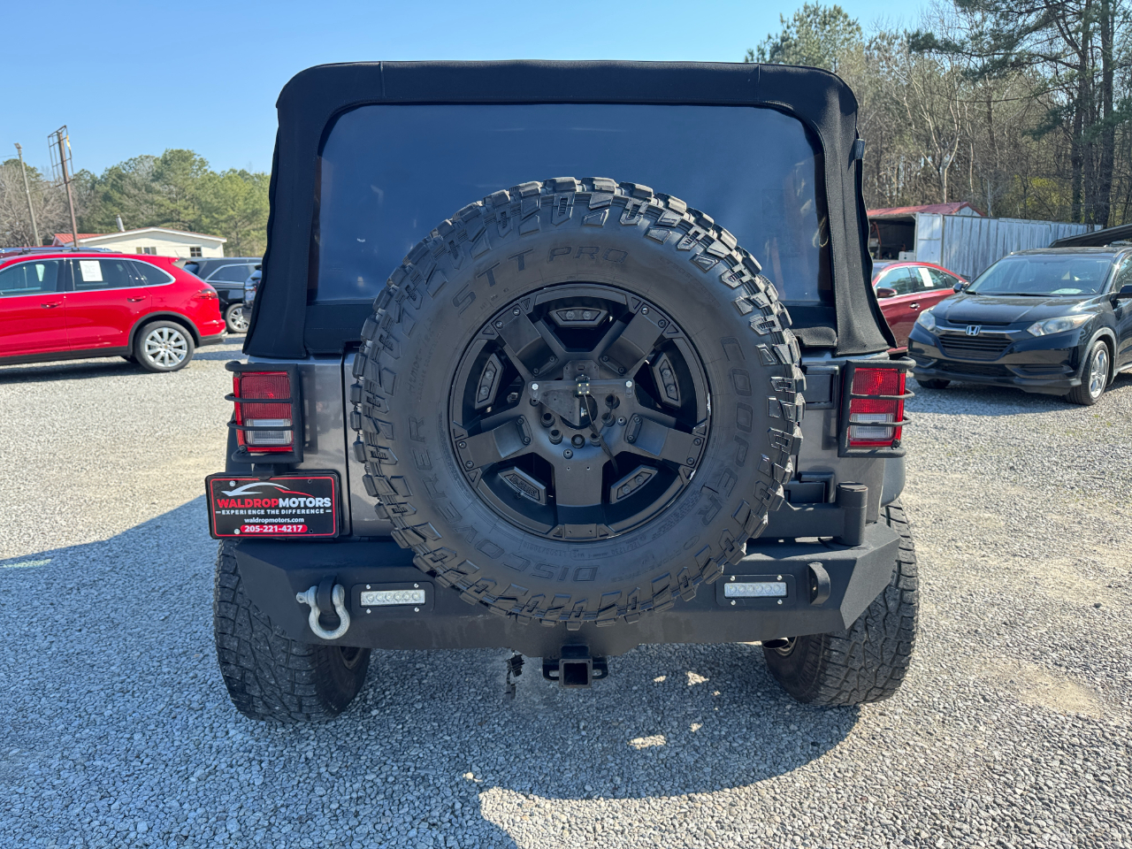 Jeep Wrangler Unlimited 4WD 4dr Sport 2014