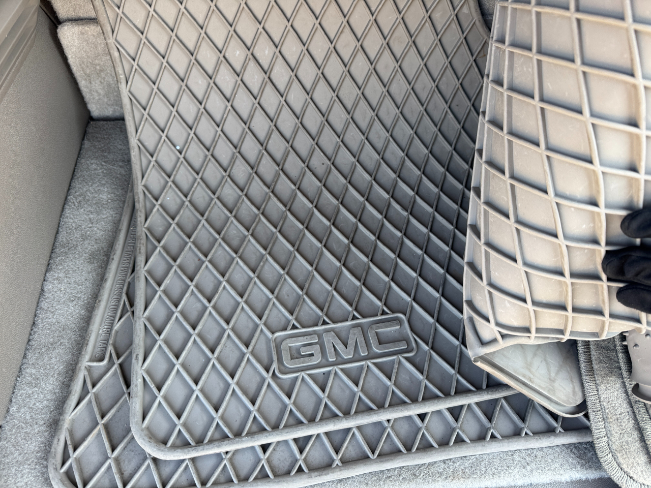 GMC Acadia FWD 4dr Denali 2014