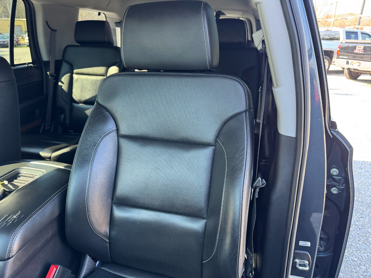 Chevrolet Tahoe 2WD 4dr Premier 2020