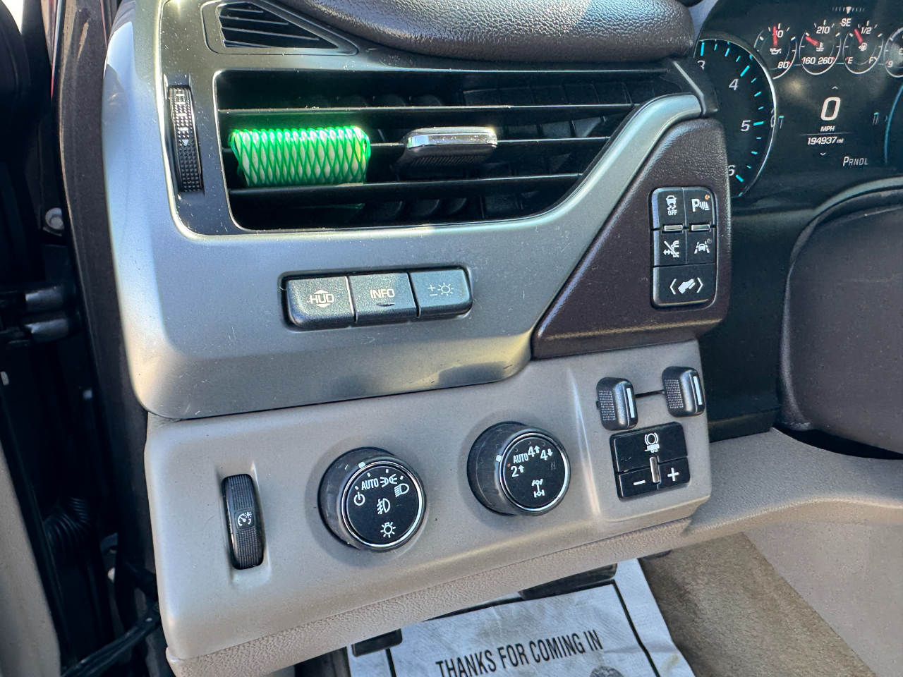 Chevrolet Tahoe 4WD 4dr Premier 2018