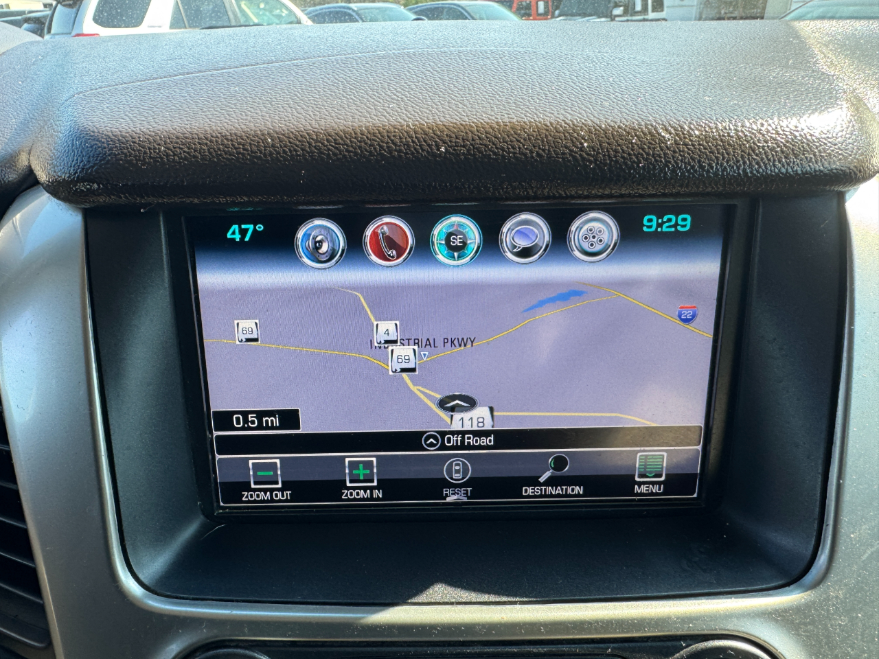 Chevrolet Tahoe 4WD 4dr Premier 2018