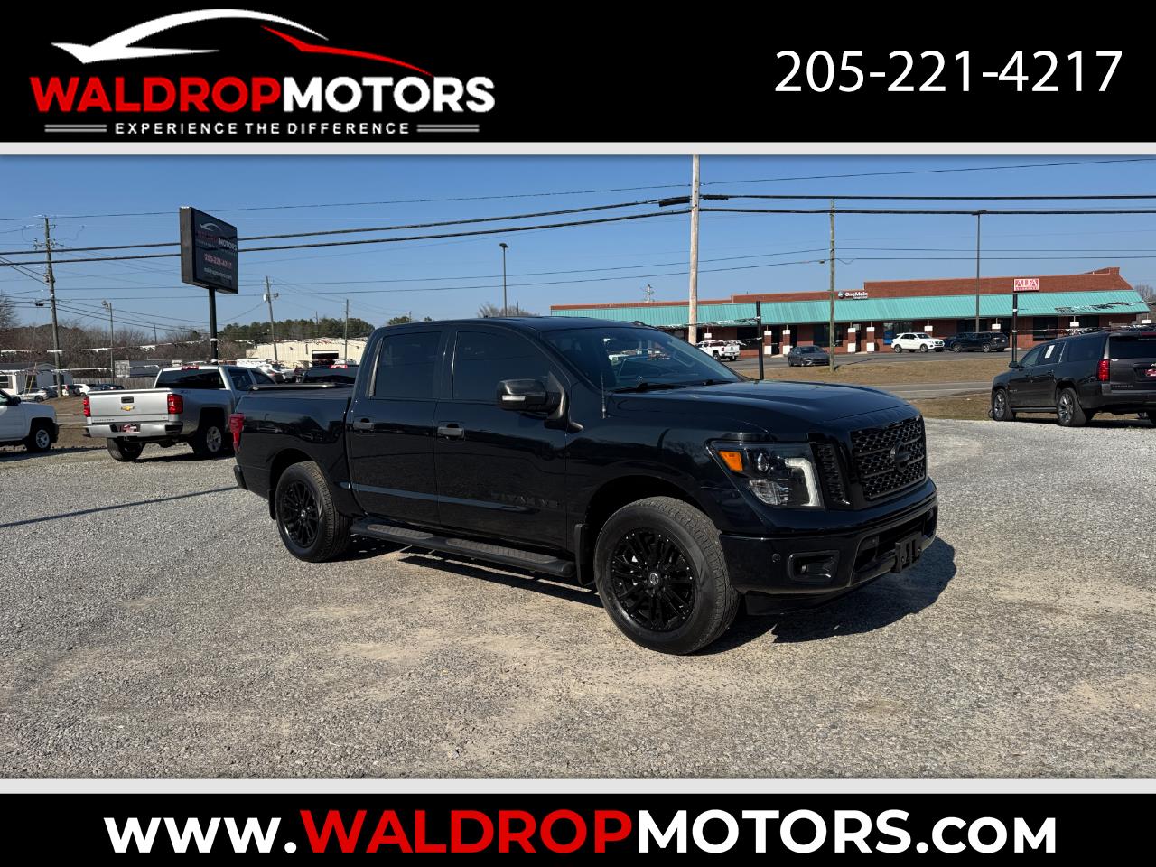 2019 Nissan Titan 4x2 Crew Cab SV