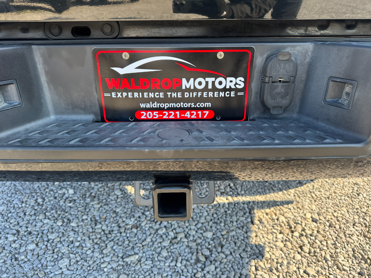 Nissan Titan 4x2 Crew Cab SV 2019