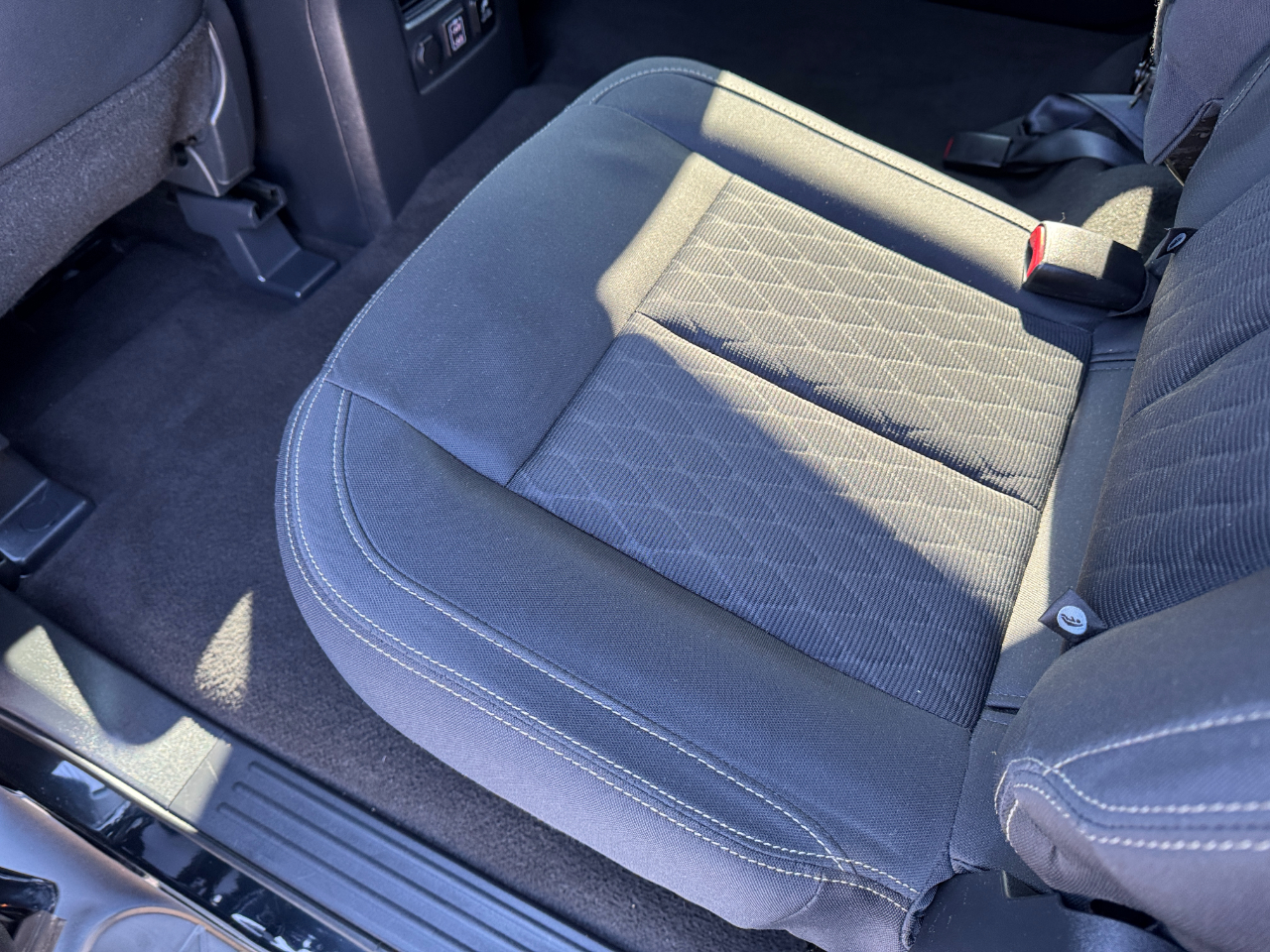 Nissan Titan 4x2 Crew Cab SV 2019