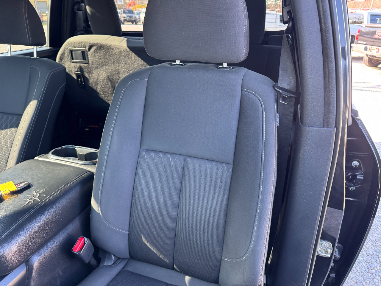 Nissan Titan 4x2 Crew Cab SV 2019