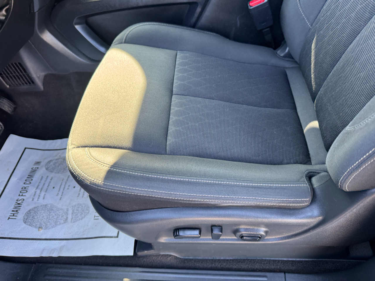 Nissan Titan 4x2 Crew Cab SV 2019