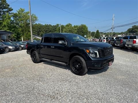 2019 Nissan Titan 4x2 Crew Cab SV