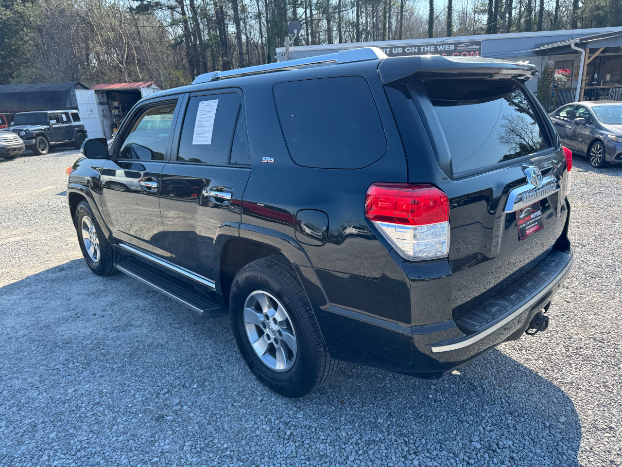 Toyota 4Runner RWD 4dr V6 SR5 (Natl) 2011