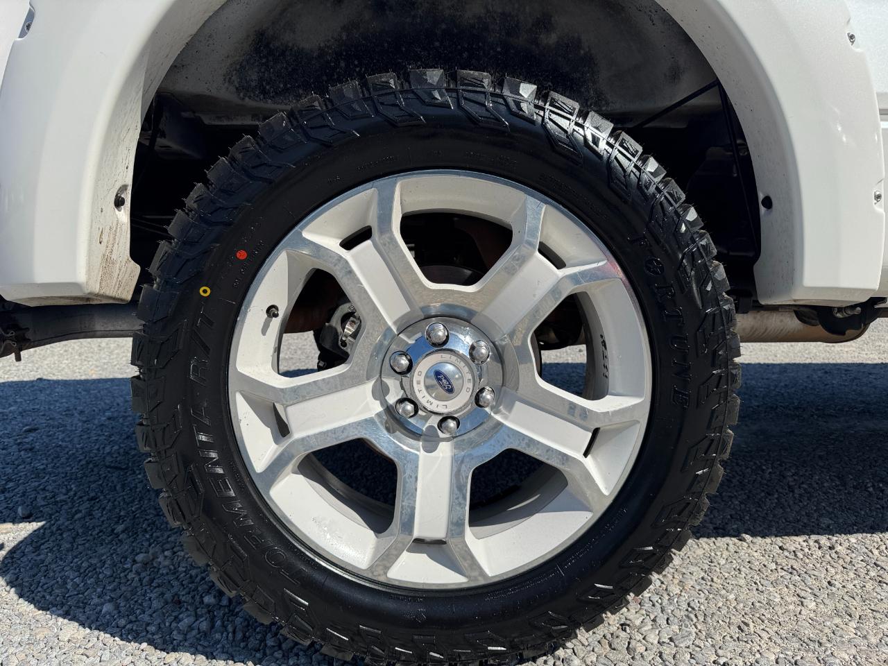 Ford F-150 4WD SuperCrew 145" Limited 2011