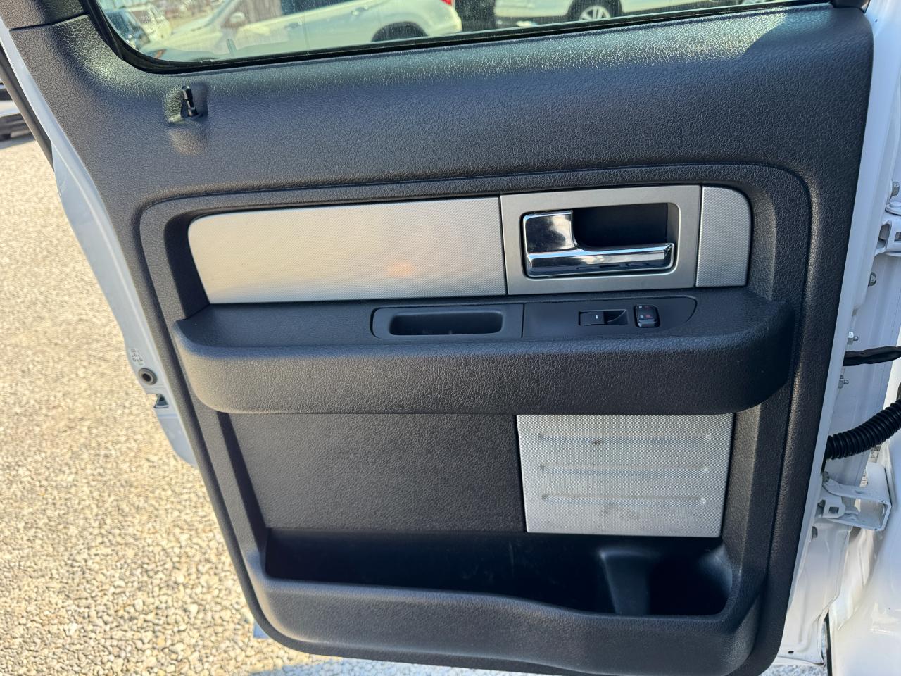 Ford F-150 4WD SuperCrew 145" Limited 2011