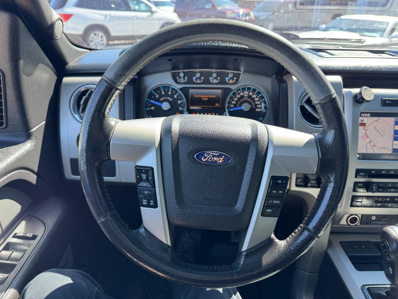 Ford F-150 4WD SuperCrew 145" Limited 2011