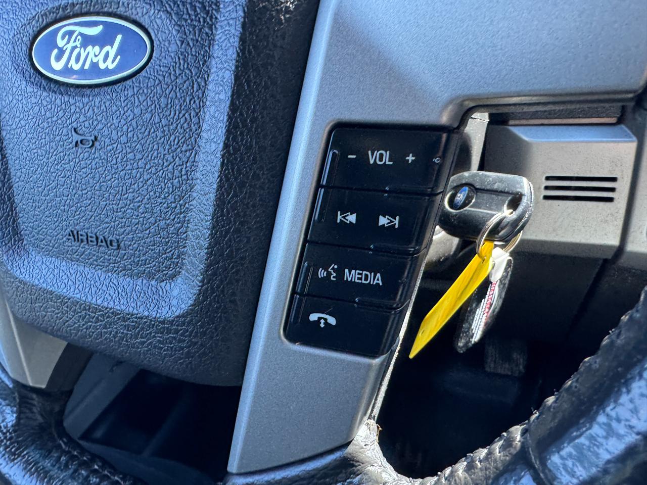 Ford F-150 4WD SuperCrew 145" Limited 2011