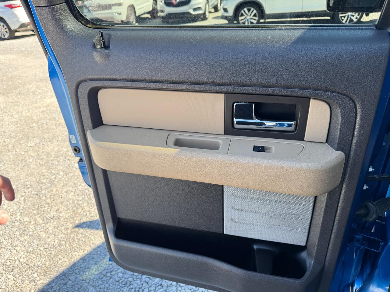 Ford F-150 4WD SuperCrew 145" XLT 2013