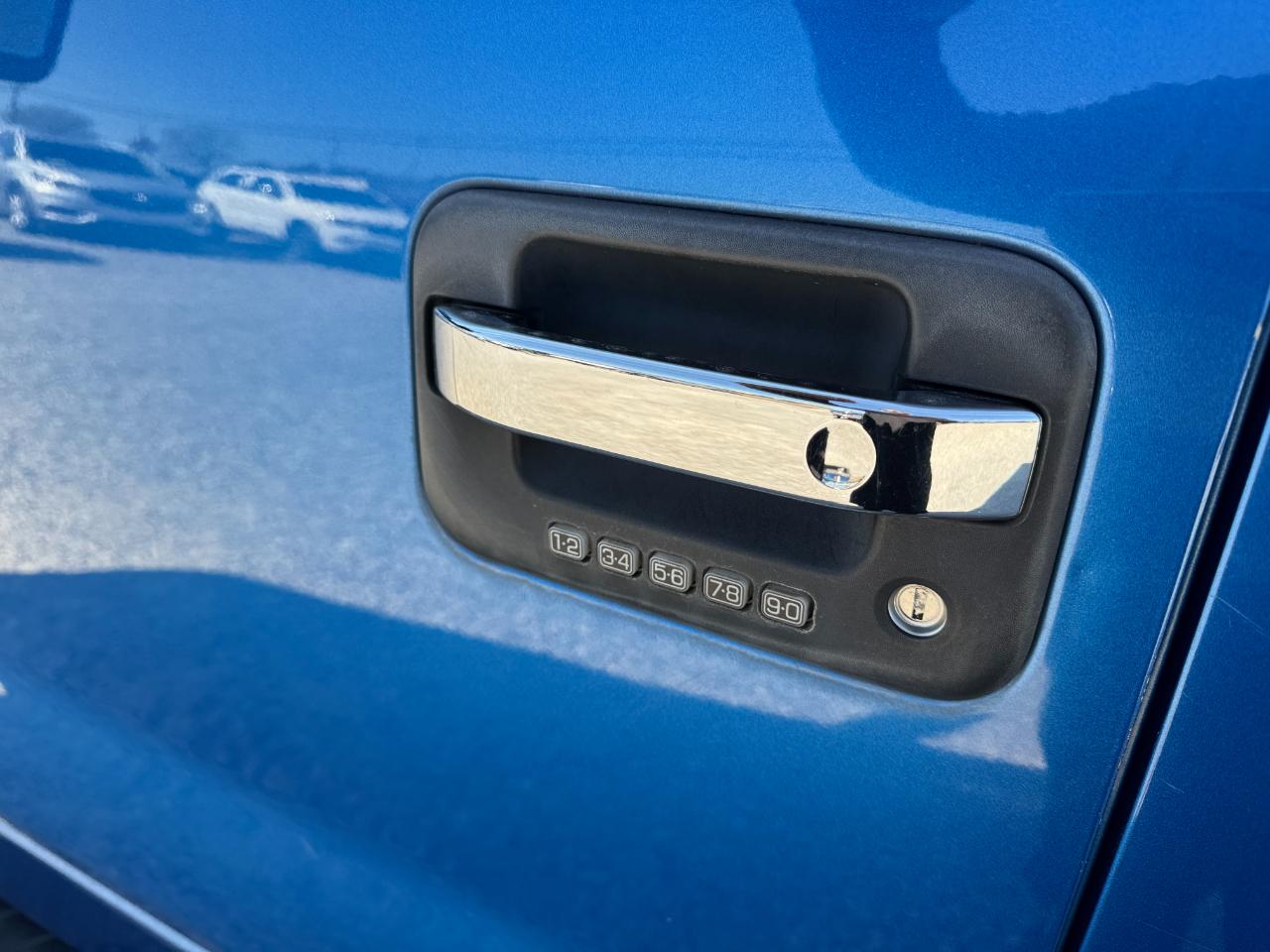 Ford F-150 4WD SuperCrew 145" XLT 2013